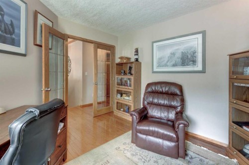 3 Strathmore Lakes Bay, Strathmore, AB - Indoor