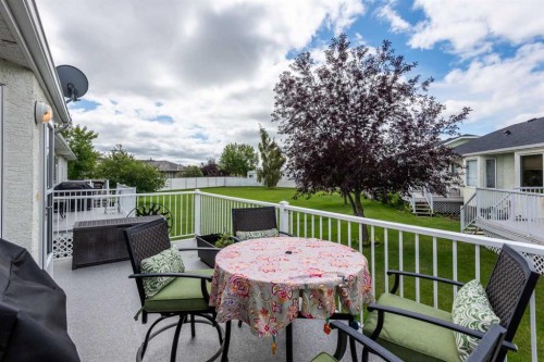 3 Strathmore Lakes Bay, Strathmore, AB - Outdoor With Deck Patio Veranda With Exterior