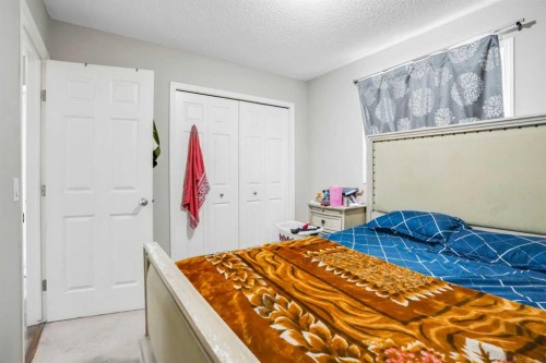 6216 Taralea Park Ne, Calgary, AB - Indoor Photo Showing Bedroom