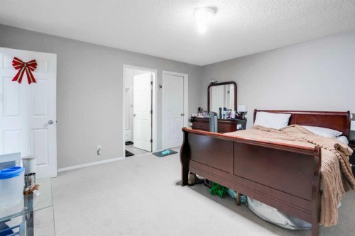 6216 Taralea Park Ne, Calgary, AB - Indoor Photo Showing Bedroom