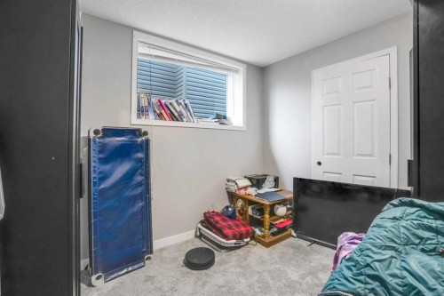 6216 Taralea Park Ne, Calgary, AB - Indoor Photo Showing Bedroom