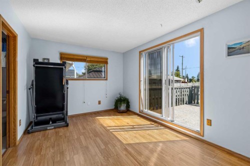 3236 Doverville Crescent Se, Calgary, AB - Indoor Photo Showing Other Room