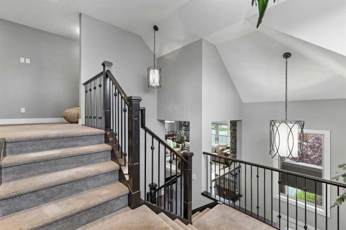 22 Wendham Place Sw, Calgary, AB - Indoor Photo Showing Other Room