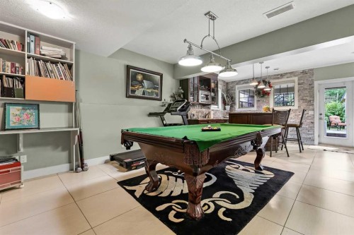 22 Wendham Place Sw, Calgary, AB - Indoor Photo Showing Other Room