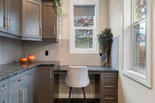 393 Nolanfield Way Nw, Calgary, AB - Indoor Photo Showing Kitchen