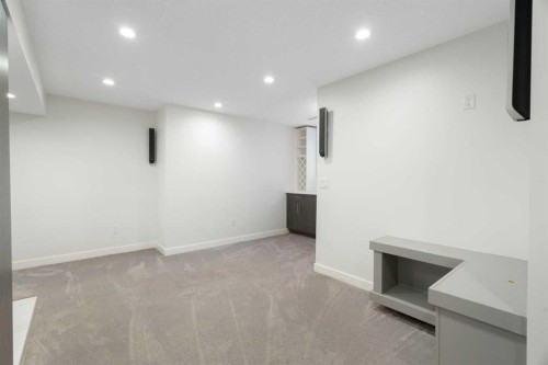 393 Nolanfield Way Nw, Calgary, AB - Indoor