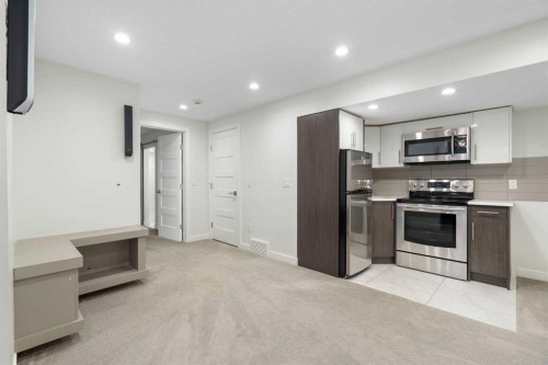 393 Nolanfield Way Nw, Calgary, AB - Indoor Photo Showing Kitchen