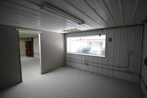 3208 52 Avenue, Innisfail, AB 