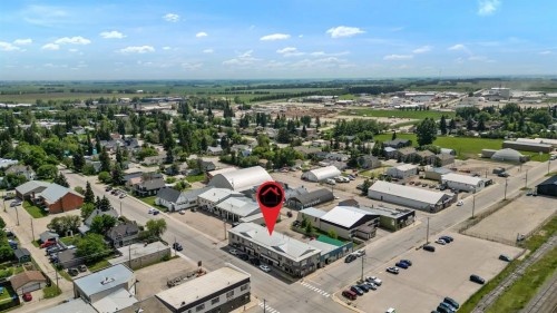 5001-05 49 Avenue, Olds, AB 