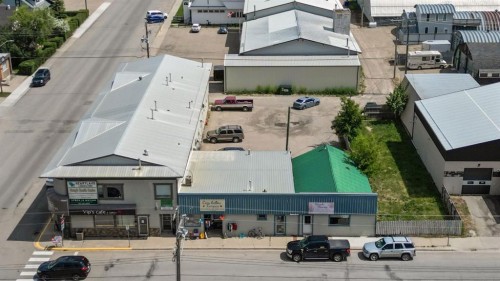 5001-05 49 Avenue, Olds, AB 