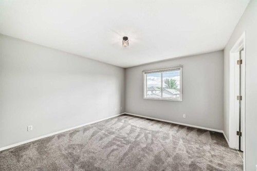 237 Tarington Close Ne, Calgary, AB - Indoor Photo Showing Other Room