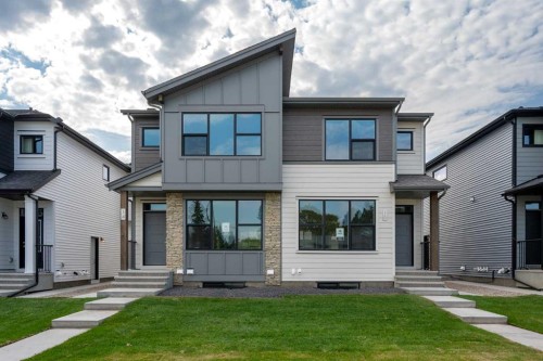 16 Alderwood Close Se, Calgary, AB - Outdoor With Facade