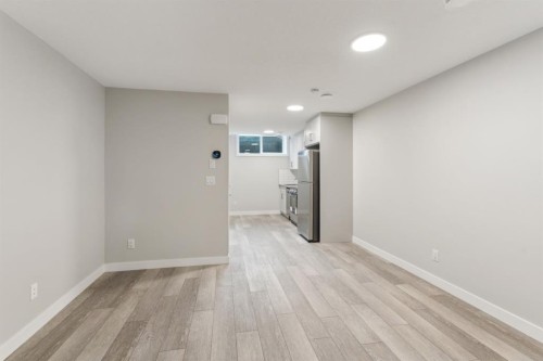 16 Alderwood Close Se, Calgary, AB - Indoor Photo Showing Other Room