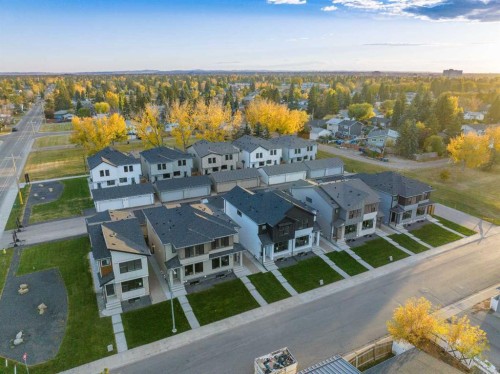 16 Alderwood Close Se, Calgary, AB - Outdoor With View
