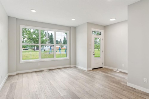 16 Alderwood Close Se, Calgary, AB - Indoor Photo Showing Other Room