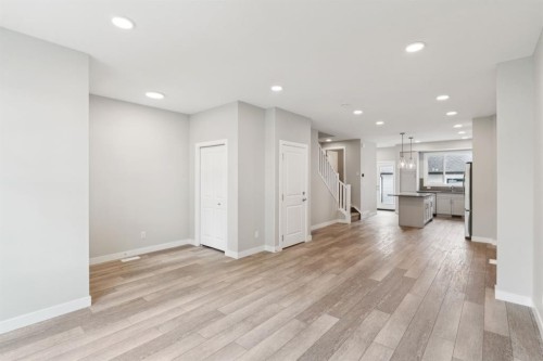 16 Alderwood Close Se, Calgary, AB - Indoor Photo Showing Other Room