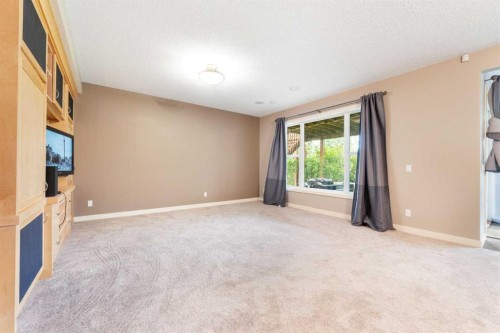 155 Autumn Close Se, Calgary, AB - Indoor Photo Showing Other Room