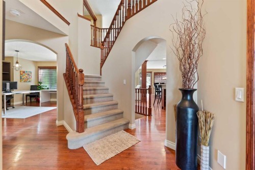 182 Sienna Park Drive Sw, Calgary, AB - Indoor Photo Showing Other Room