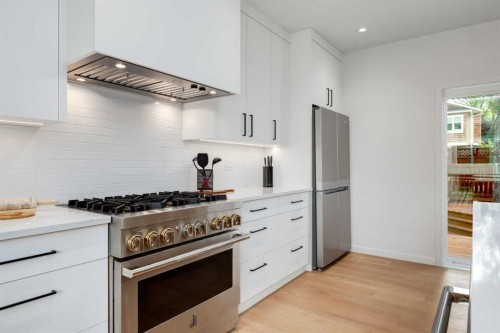 1408 Crescent Road Nw, Calgary, AB - Indoor Photo Showing Kitchen With Stainless Steel Kitchen With Upgraded Kitchen