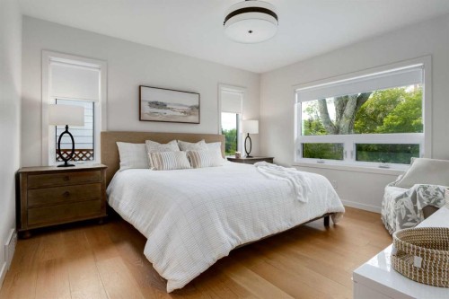 1408 Crescent Road Nw, Calgary, AB - Indoor Photo Showing Bedroom