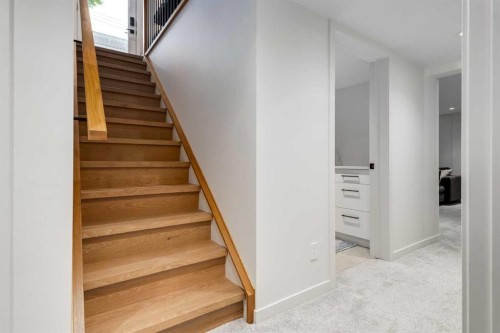 1408 Crescent Road Nw, Calgary, AB - Indoor Photo Showing Other Room