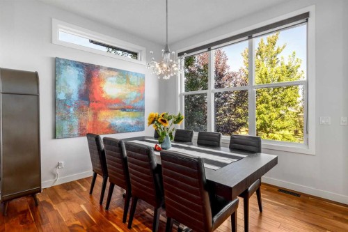 10 Cranbrook Hill Se, Calgary, AB - Indoor Photo Showing Dining Room