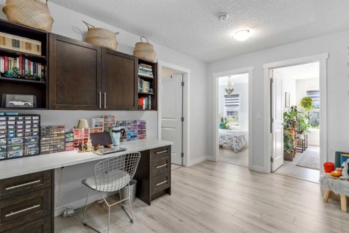 10 Cranbrook Hill Se, Calgary, AB - Indoor