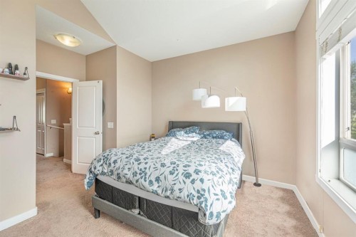 22 Skyview Ranch Gardens Ne, Calgary, AB - Indoor Photo Showing Bedroom