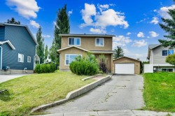 243 Castlebrook Road NE Calgary, AB T3J 2C5
