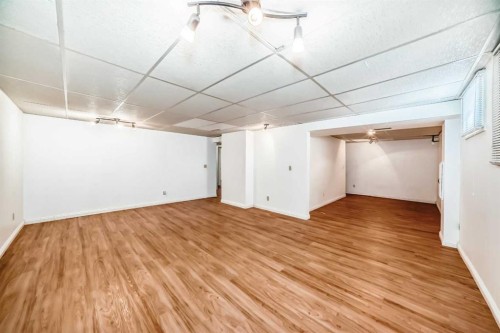 6216 4 Street Ne, Calgary, AB - Indoor Photo Showing Other Room