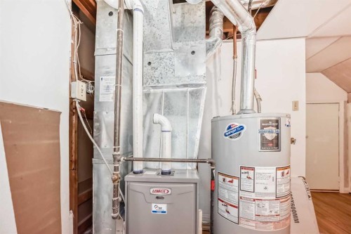 6216 4 Street Ne, Calgary, AB - Indoor Photo Showing Basement