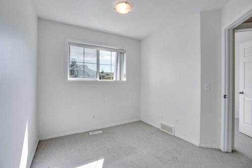 3505-111 Tarawood Lane Ne, Calgary, AB - Indoor Photo Showing Other Room