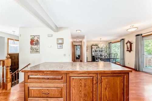 22 Glenhill Drive, Cochrane, AB - Indoor
