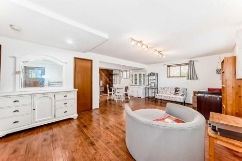 22 Glenhill Drive, Cochrane, AB - Indoor