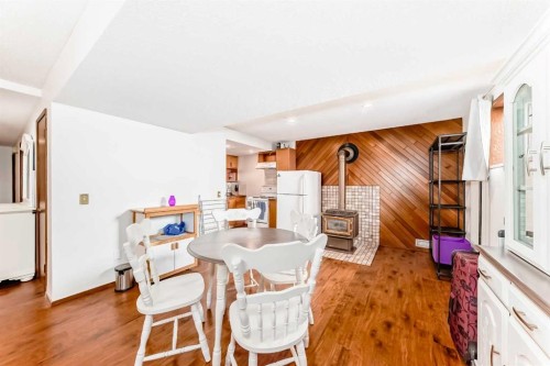 22 Glenhill Drive, Cochrane, AB - Indoor Photo Showing Dining Room