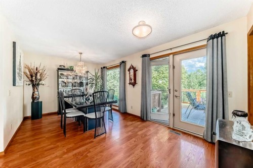 22 Glenhill Drive, Cochrane, AB - Indoor Photo Showing Dining Room