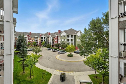 3311-10 Prestwick Bay Se, Calgary, AB - Outdoor With Balcony