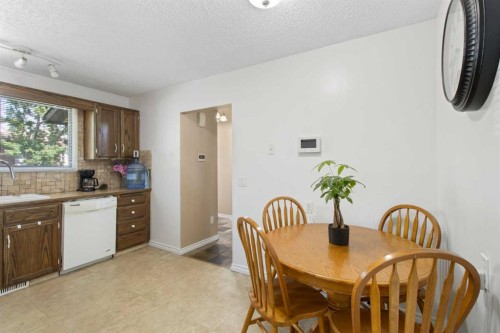 79 Templegreen Drive Ne, Calgary, AB - Indoor Photo Showing Dining Room