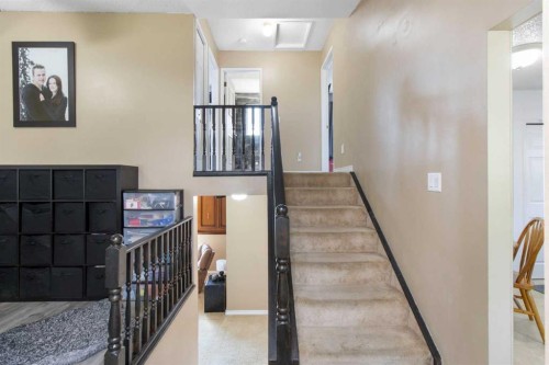 79 Templegreen Drive Ne, Calgary, AB - Indoor Photo Showing Other Room
