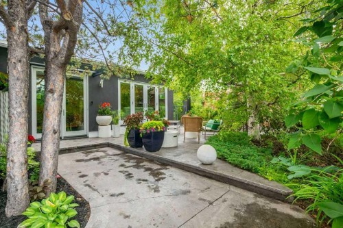 112 Varsity Green Bay Nw, Calgary, AB - Outdoor