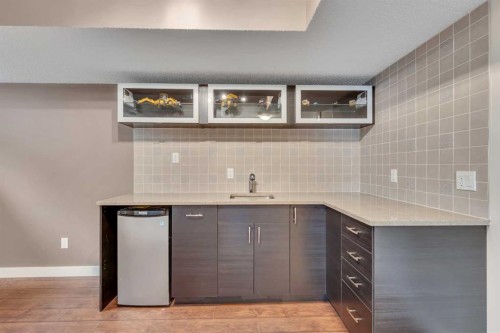 1544 Panatella Boulevard Nw, Calgary, AB - Indoor Photo Showing Kitchen