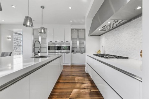 3926 9 Street Sw, Calgary, AB - Indoor Photo Showing Kitchen With Upgraded Kitchen