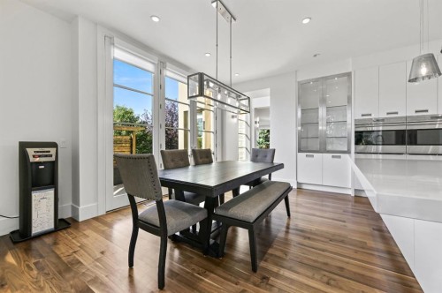 3926 9 Street Sw, Calgary, AB - Indoor Photo Showing Dining Room