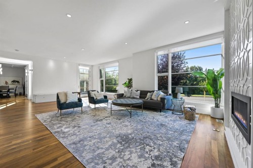 3926 9 Street Sw, Calgary, AB - Indoor Photo Showing Living Room With Fireplace