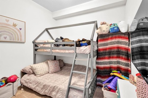 106-50 Sage Hill Walk Nw, Calgary, AB - Indoor Photo Showing Bedroom