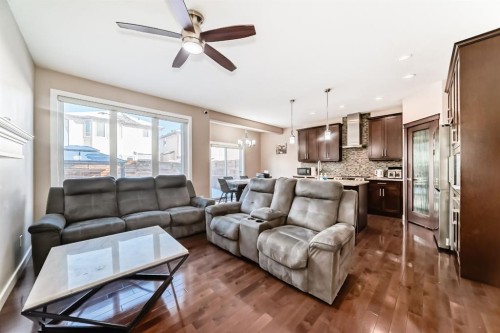 40 Saddlelake Gardens Ne, Calgary, AB - Indoor Photo Showing Living Room