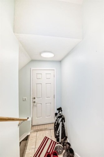 40 Saddlelake Gardens Ne, Calgary, AB - Indoor Photo Showing Other Room