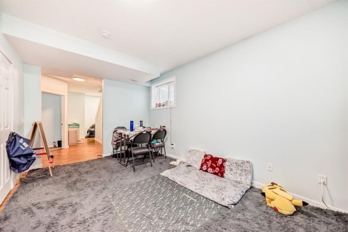 40 Saddlelake Gardens Ne, Calgary, AB - Indoor
