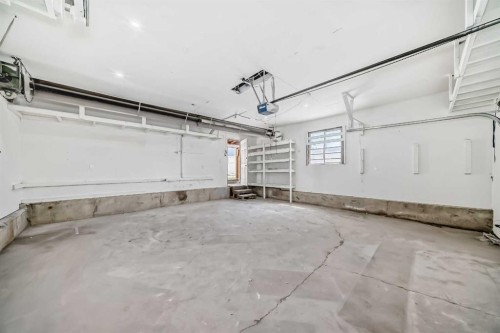 5307 Madigan Drive Ne, Calgary, AB - Indoor Photo Showing Garage