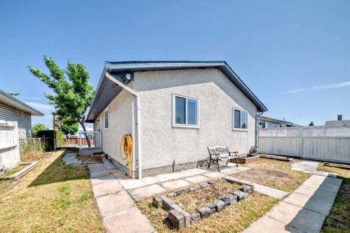 5307 Madigan Drive Ne, Calgary, AB - Outdoor With Exterior